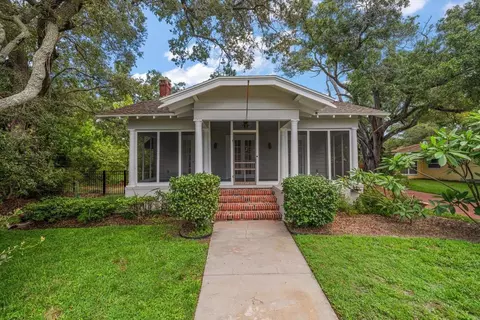 1136 Jackson Rd, Clearwater, FL 33755