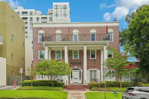 219 4th Ave N #101, Saint Petersburg, FL 33701