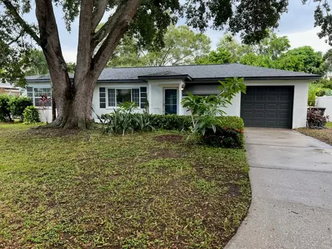 17 S Saturn Ave, Clearwater, FL 33755