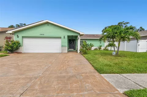 12932 Sarah Ln, Largo, FL 33773