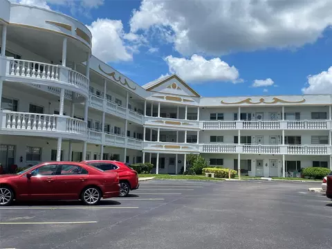 2428 Columbia Dr #14, Clearwater, FL 33763