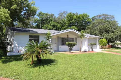 1445 Cockleshell Dr, Holiday, FL 34690