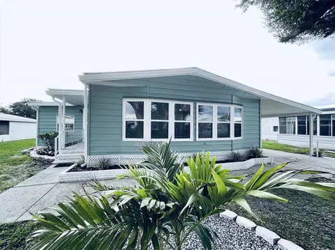 5023 Fox Cliff Dr, Lakeland, FL 33810