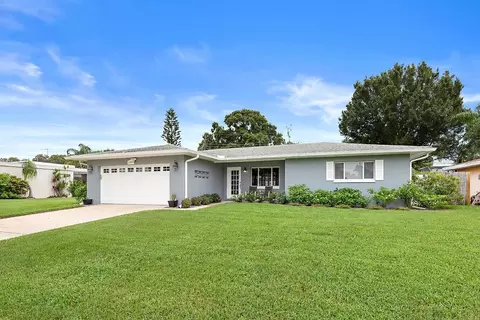 2289 Lanai Ave, Belleair Bluffs, FL 33770