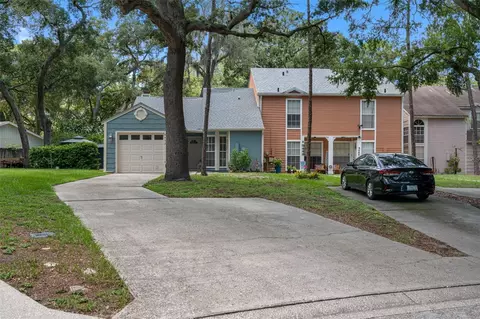 9442 Forest Hills Cir, Tampa, FL 33612