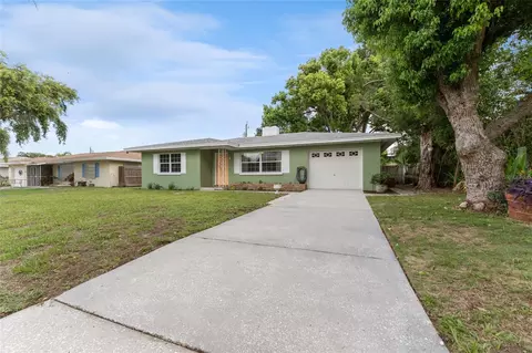 1452 Lime St, Clearwater, FL 33756