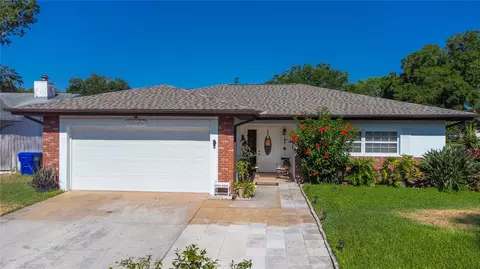 2460 Orangepointe Ave, Palm Harbor, FL 34683
