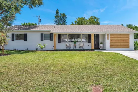 6466 18th Ave N, Saint Petersburg, FL 33710