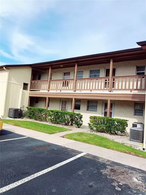 5154 Turquoise Ln #205, New Port Richey, FL 34652