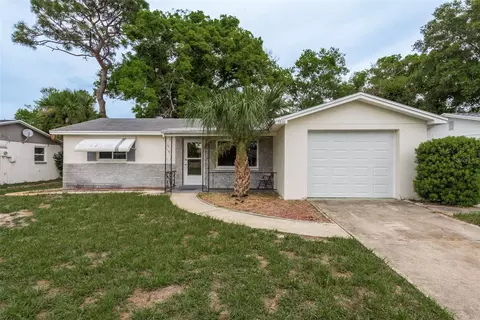 1420 Weyford Ln, Holiday, FL 34691
