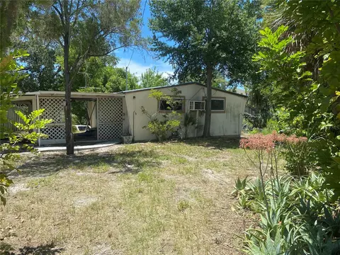 825 Brookwood Dr S, Saint Petersburg, FL 33707