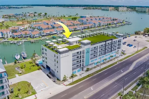 400 150th Ave #505, Madeira Beach, FL 33708