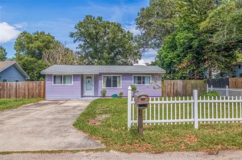 5821 42nd St N, Saint Petersburg, FL 33714