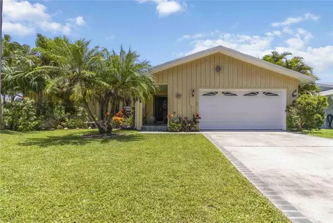1964 Arvis Cir E, Clearwater, FL 33764