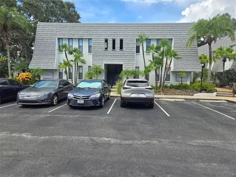 702 Lyndhurst St #824, Dunedin, FL 34698