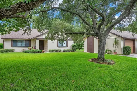 2264 Sequoia Dr, Clearwater, FL 33763