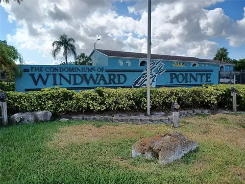 264 115th Ave N #3, Saint Petersburg, FL 33716