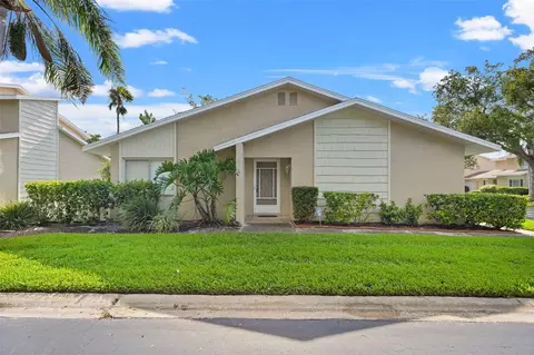 1651 Cape Hope Ave NE #1, Saint Petersburg, FL 33702