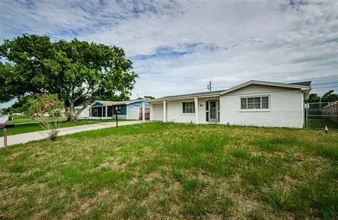 4709 Manor Dr, New Port Richey, FL 34652