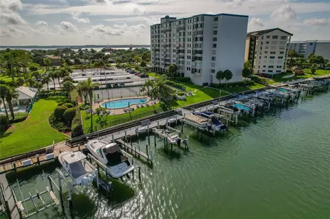 660 Island Way #301, Clearwater Beach, FL 33767