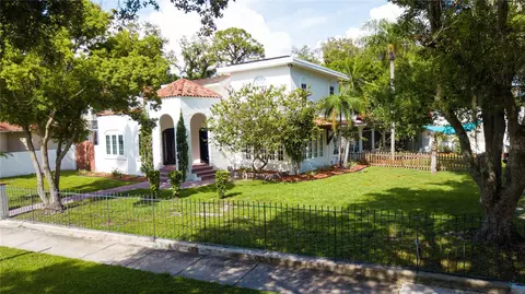 5501 Bates St, Seminole, FL 33772