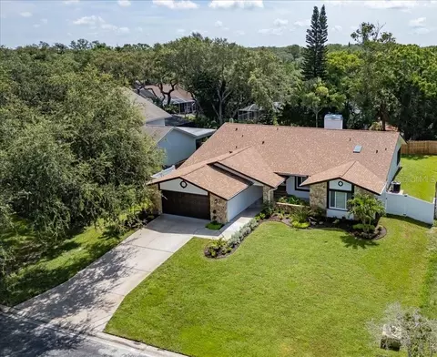 1706 Mariner Way, Tarpon Springs, FL 34689