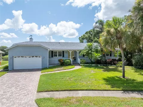 11035 Tradewinds Blvd, Largo, FL 33773