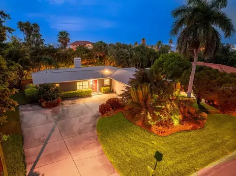 432 39th Ave, Saint Pete Beach, FL 33706