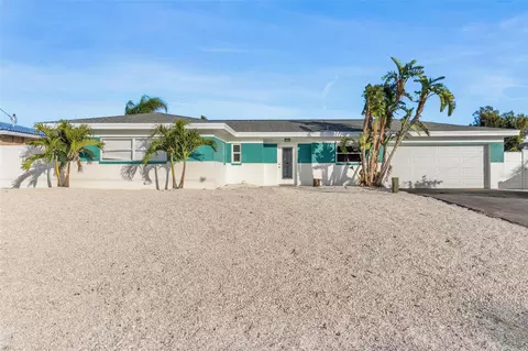 4215 Miller Dr, Saint Pete Beach, FL 33706