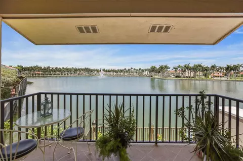 6294 Bahia Del Mar Cir #201, Saint Petersburg, FL 33715