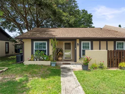 10064 87th St, Seminole, FL 33777