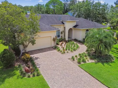 4675 Waterford Ct NE, Saint Petersburg, FL 33703