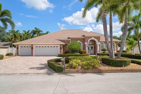 3069 Sunset Blvd, Belleair Bluffs, FL 33770