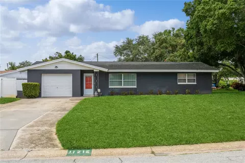 11216 69th Ave, Seminole, FL 33772
