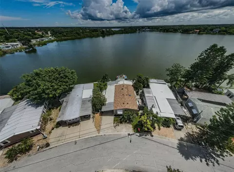 808 Paradise Blvd #152, Tarpon Springs, FL 34689