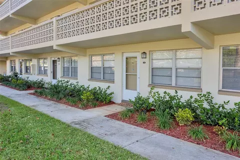 1051 79th Ave N #103, Saint Petersburg, FL 33702