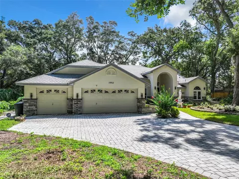 1992 Barcelona Dr, Dunedin, FL 34698