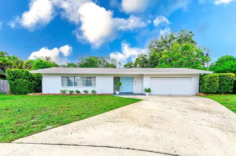 2118 17th Ter SW, Largo, FL 33774
