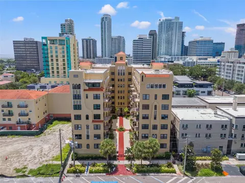 130 4th Ave N #603, Saint Petersburg, FL 33701