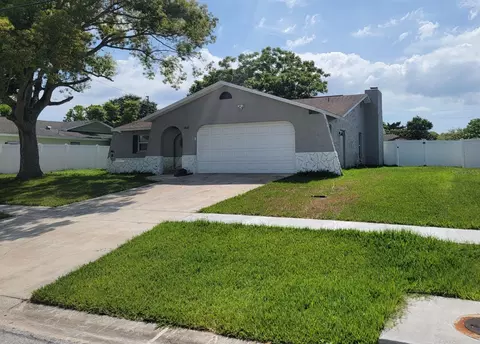 16111 Tree Line Dr, Hudson, FL 34667