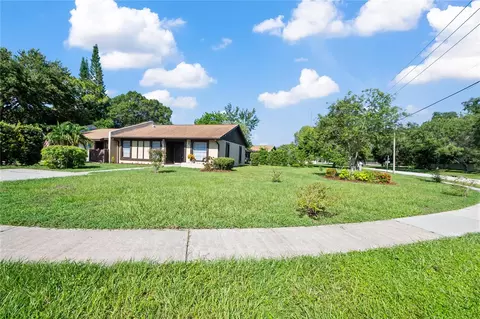 10132 88th St, Seminole, FL 33777