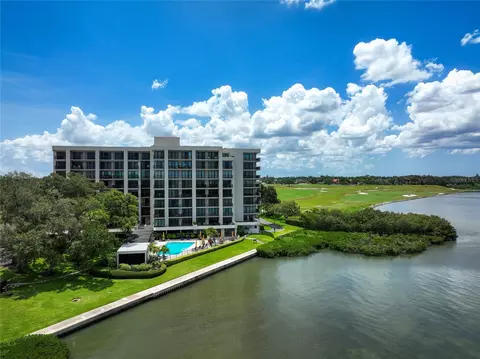 4 Belleview Blvd #605, Belleair, FL 33756