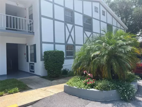 600 Glennes Ln #101, Dunedin, FL 34698