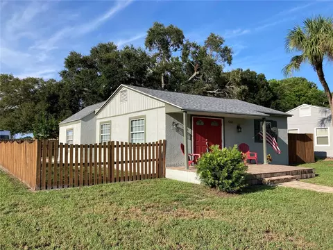 5625 12th Ave S, Gulfport, FL 33707