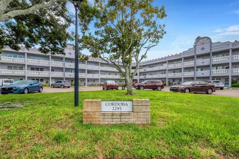 2295 Americus Blvd E #19, Clearwater, FL 33763