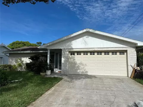 10220 112th Way N, Largo, FL 33778