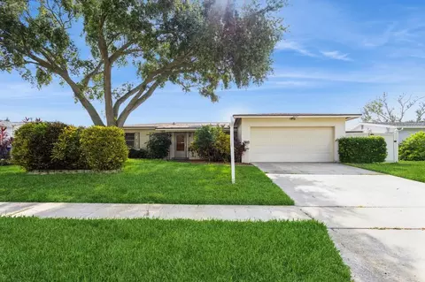 6087 16th Ln NE, Saint Petersburg, FL 33703