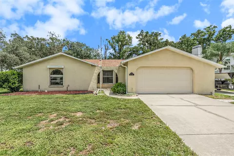 12101 Lacey Dr, New Port Richey, FL 34654