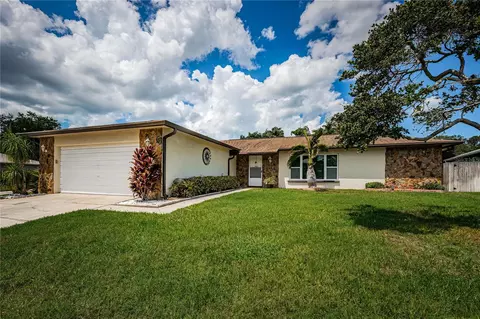 11312 112th St, Largo, FL 33778