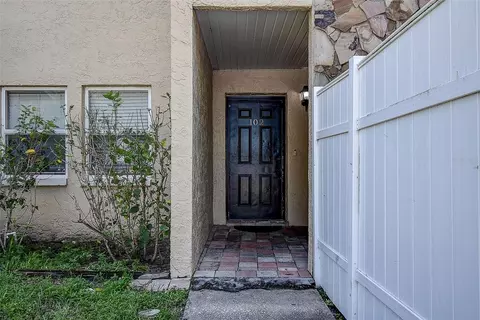 6301 58th St N #102, Pinellas Park, FL 33781